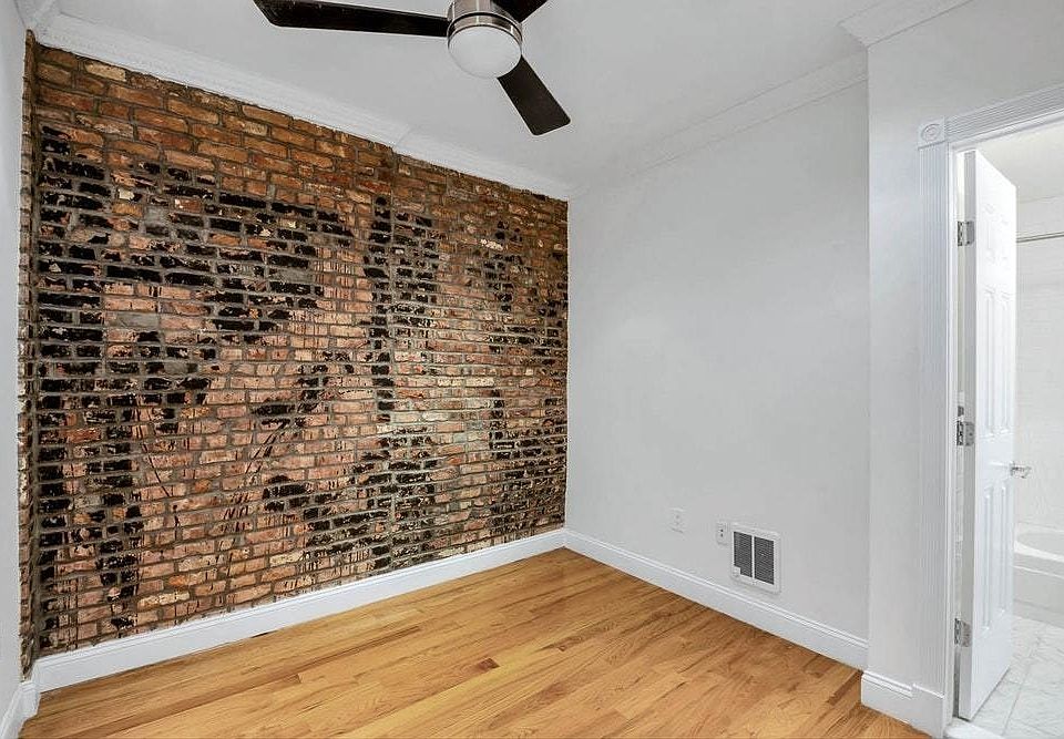1st image of 7 Cornelia St #Cc