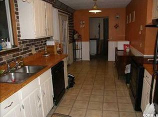 1520 Hubbard Rd, Madison, OH 44057