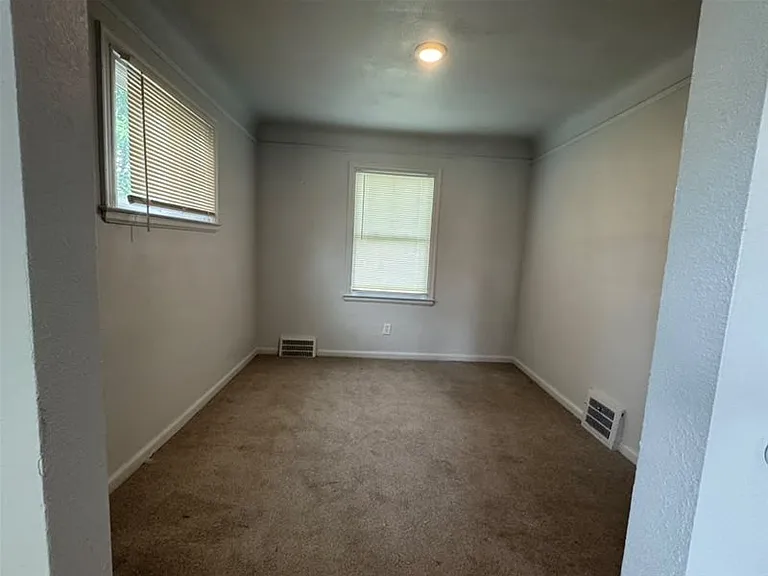 12651 Kelly Rd — Photo 3