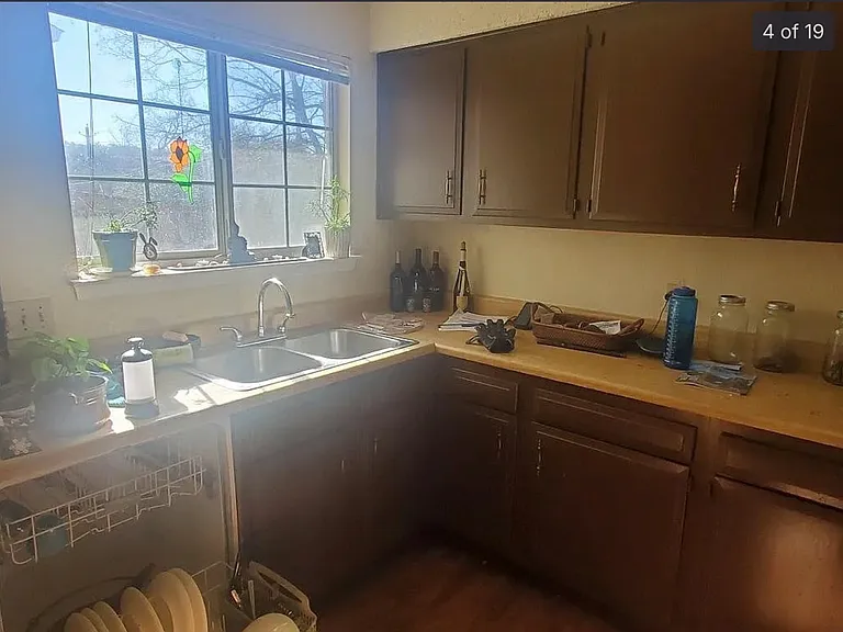 8405 Fenton Dr — Photo 9
