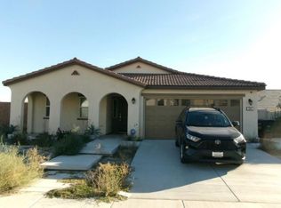 654 Moondance Ln, San Jacinto, CA 92583
