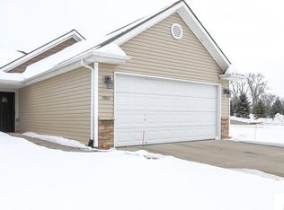 7907 S 24th St, Bellevue, NE 68147