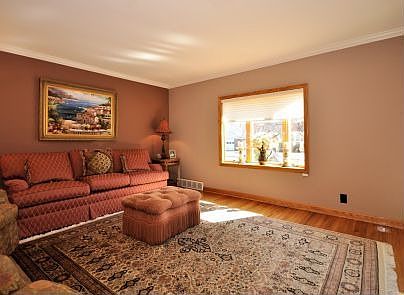 3rd image of 1529 Falmouth Ave