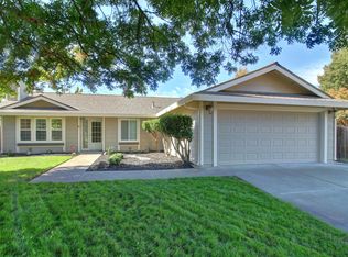 5 Farallon Cir, Sacramento, CA