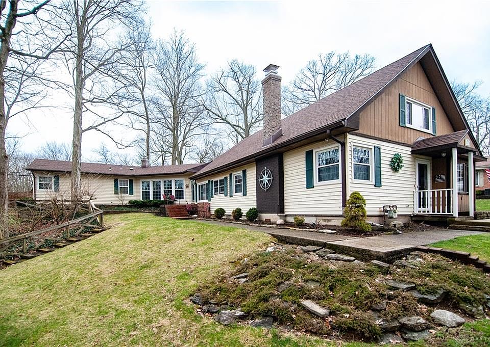 1st image of 3683 Winston Churchill Dr