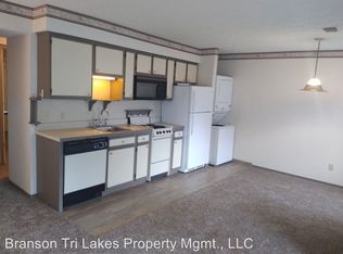 21 Fall Creek Trl APT 2, Branson, MO 65616