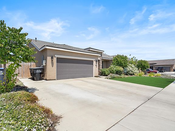 4th image of 2334 E Monte Vista Avenue