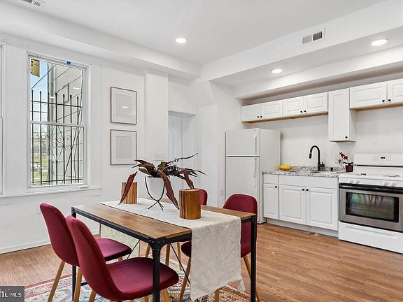 5th image of 4007 W Garrison Ave