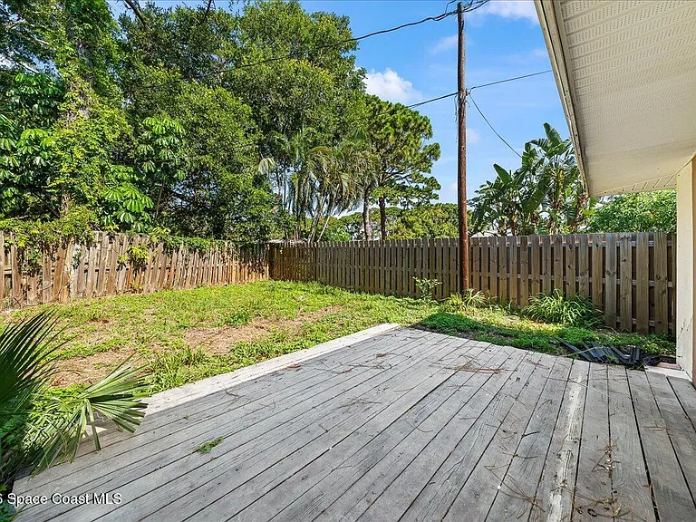 935 S Tropical Trl — Photo 22