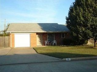 217 Edd Dr, Tecumseh, OK 74873