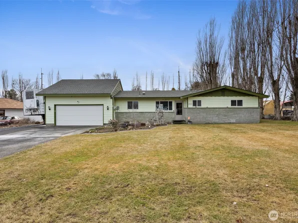 8507 NE Hillcrest Drive, Moses Lake, WA 98837