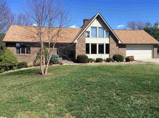 5 Woodview Ct, Stuarts Draft, VA 24477