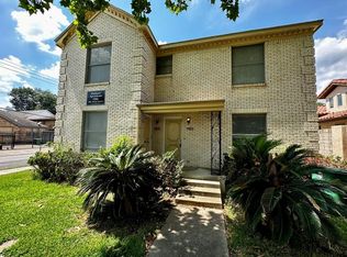 1922 W Main St, Houston, TX 77098