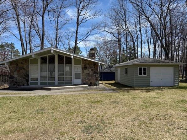 438 Jefferson Blvd, Roscommon, MI 48653