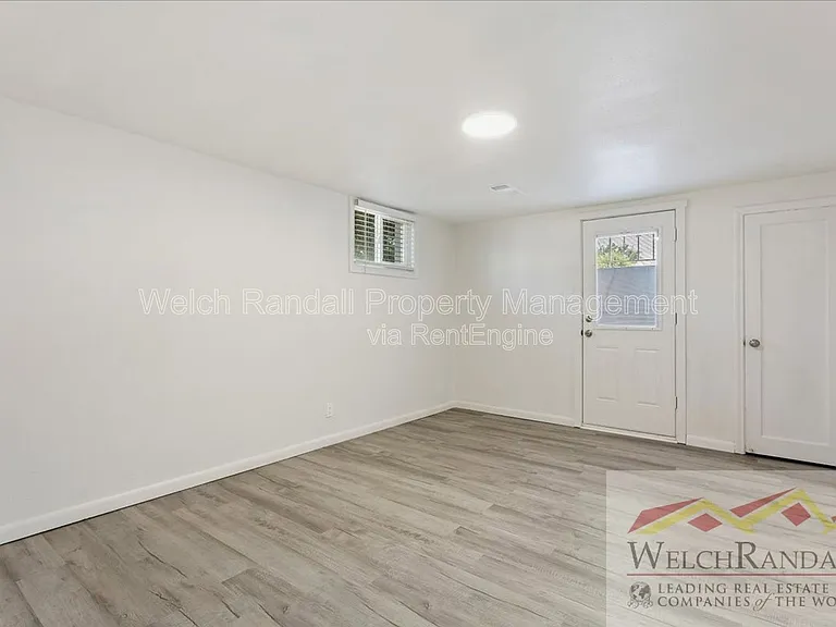 2711 Gramercy Ave #C — Photo 4