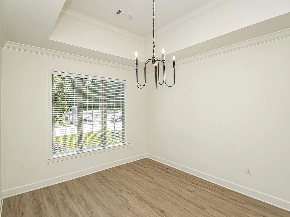 1st image of 310 Fletcher Loop