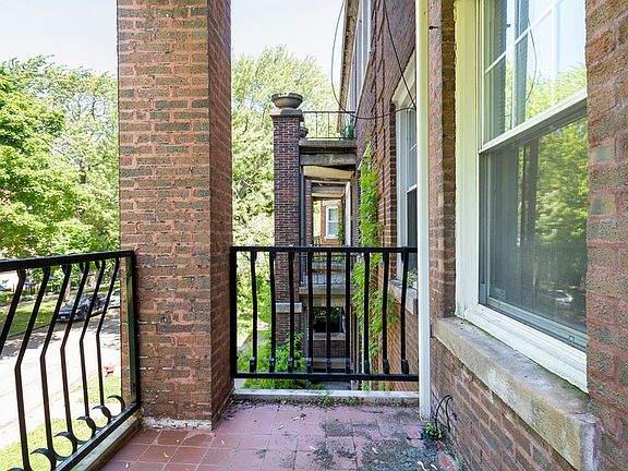5th image of 6133 S Greenwood Ave APT 2N