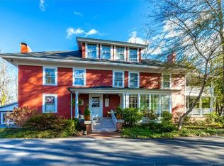 266 W Probart St, Brevard, NC 28712