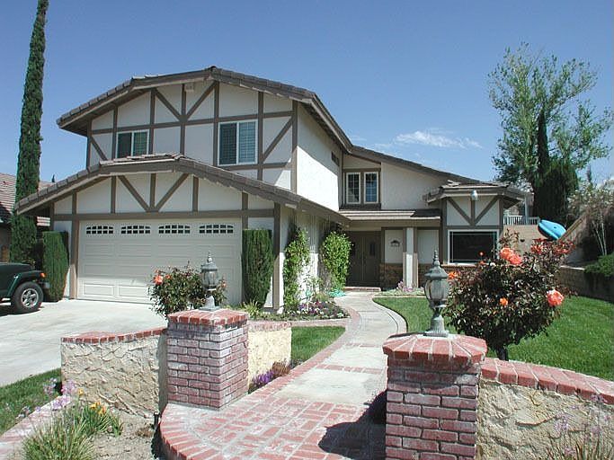 1st image of 15439 Poppyseed Ln