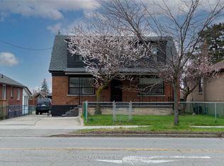 1010 Caledonia Rd #2, Toronto, ON M6B 3Z1