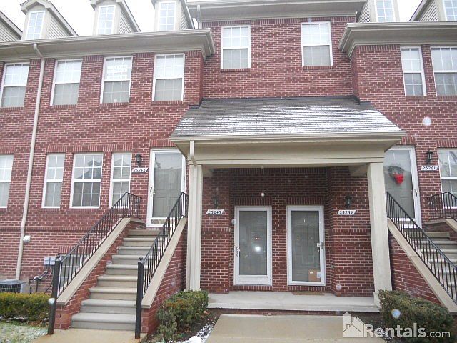 1st image of 23245 Grayson Dr #1