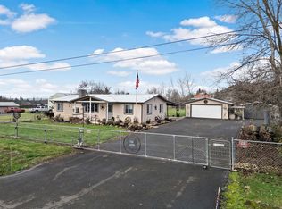 123 Ball Rd, Eagle Pt, OR 97524