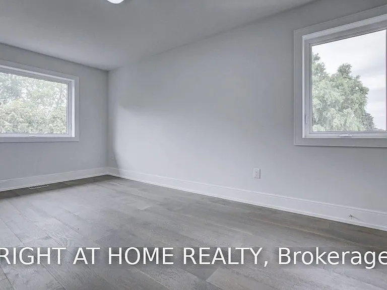 1165 Pinegrove Rd — Photo 23