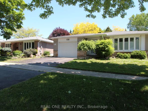 25 Bigwin Dr, Aurora, ON L4G 3C4
