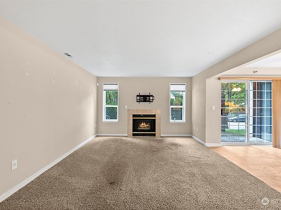 4th image of 3939 10th Street SE #A1