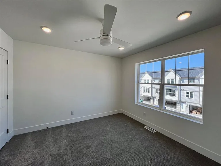Walnut Crest Townhomes - BRAND NEW — Photo 10