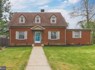 912 Lyndhurst Rd, Waynesboro, VA 22980