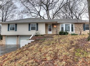 1227 NE 53rd St, Kansas City, MO 64118