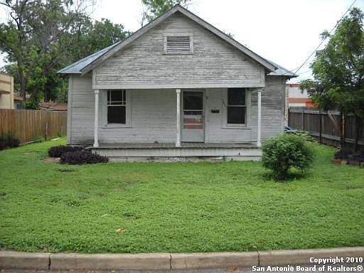 1st image of 1010 Gibbs