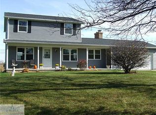 12860 Oneida Rd, Grand Ledge, MI 48837