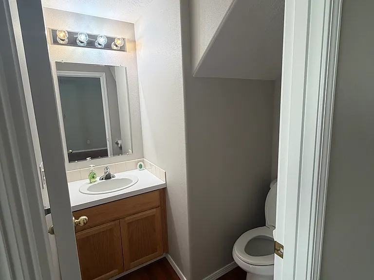 5408 Lark St SE — Photo 16