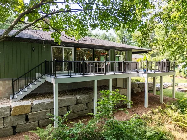 E4356 W Redstone Dr, La Valle, WI 53941