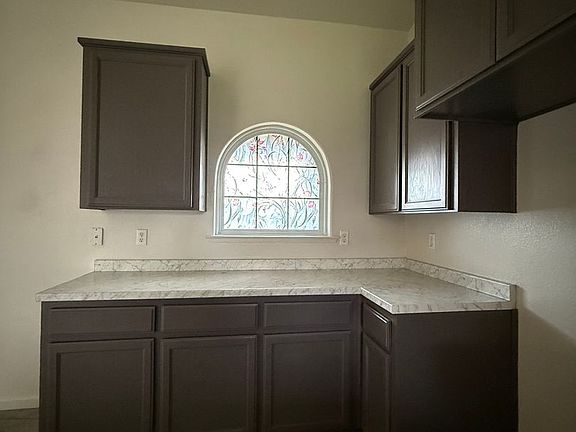 4th image of 413 Wawona Ct