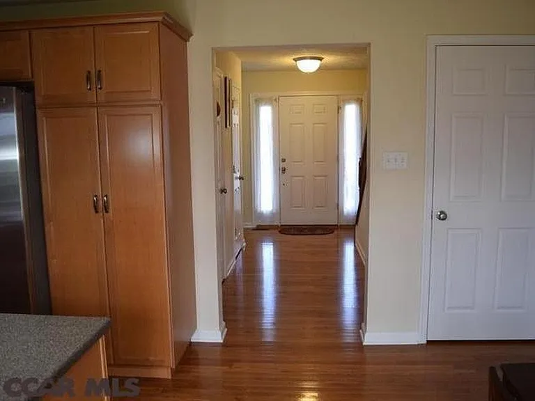 461 Hawknest Rd — Photo 6