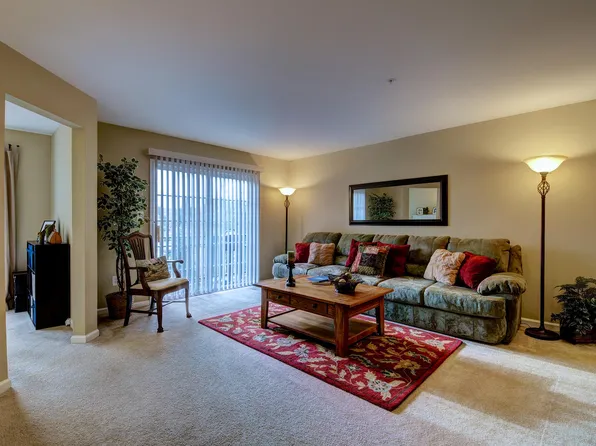 903 Rhoads Dr, Belle Mead, NJ 08502