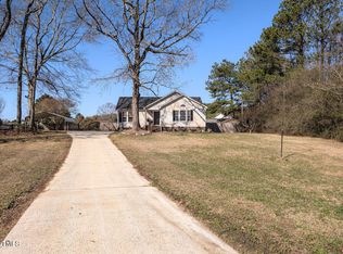 110 Serenity Dr, Smithfield, NC 27577