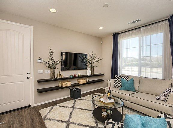 443 Stratus Ln Unit 2 -4