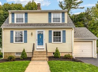 32 Forest St, Wakefield, MA 01880