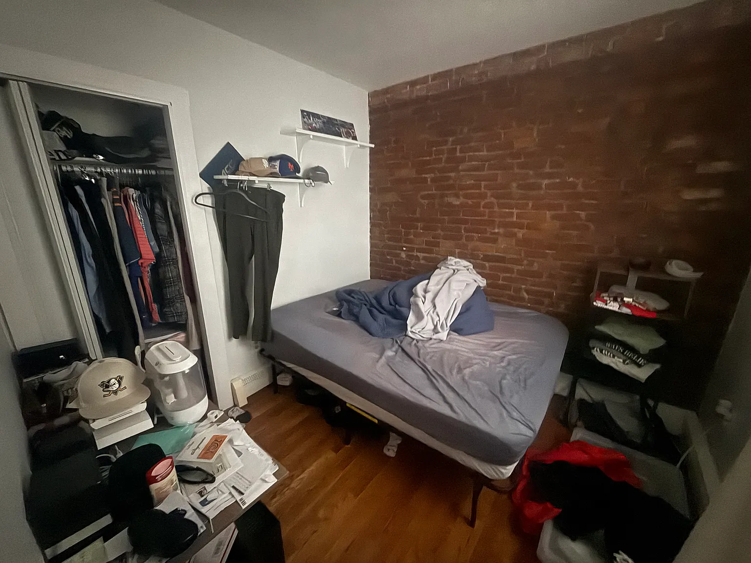 3 bed, 9999 sqft, $3,750 — Photo 2