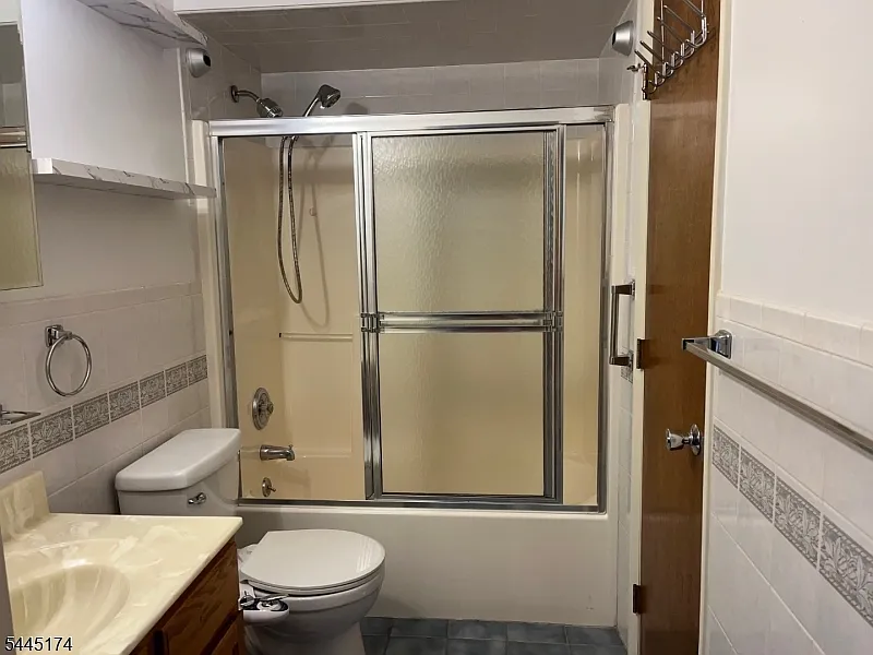 2 bed, 1.0 bath, 1000 sqft, $2,200 — Photo 4