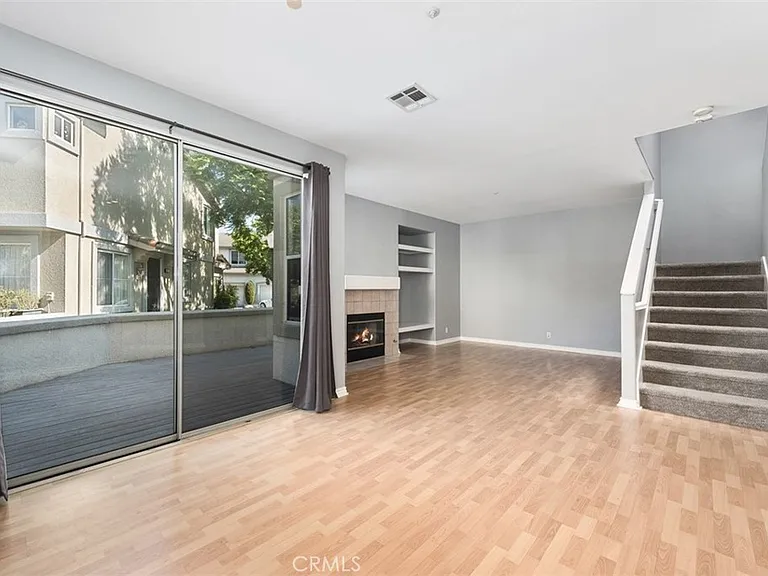 437 N Castletown #C-C-C — Photo 6