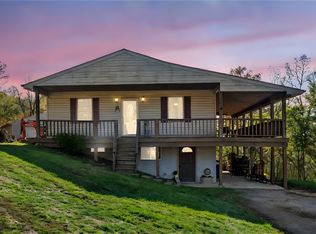 573 Shaffer Rd, Hookstown, PA 15050