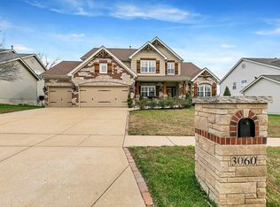 3060 Strawberry Ridge Dr, Arnold, MO 63010
