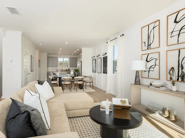 6195 Honeybell Aly, Mableton, GA 30126