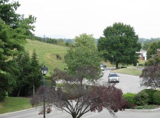 1945 S Clearing Rd, Salem, VA 24153