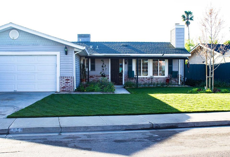 1st image of 1009 Forestal Ln